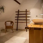 Bel Esprit - D'hotes Bed & Breakfast 3*