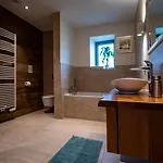 Bel Esprit - D'hotes Bed & Breakfast 3*