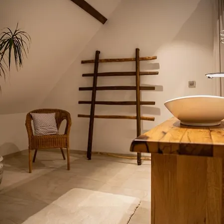 Bel Esprit - D'hotes Bed and breakfast 3*