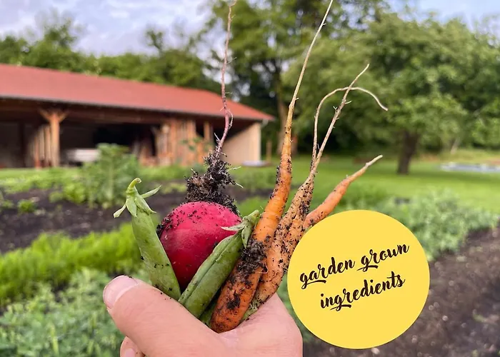 Bel Esprit - D'hotes Bed & Breakfast 3*